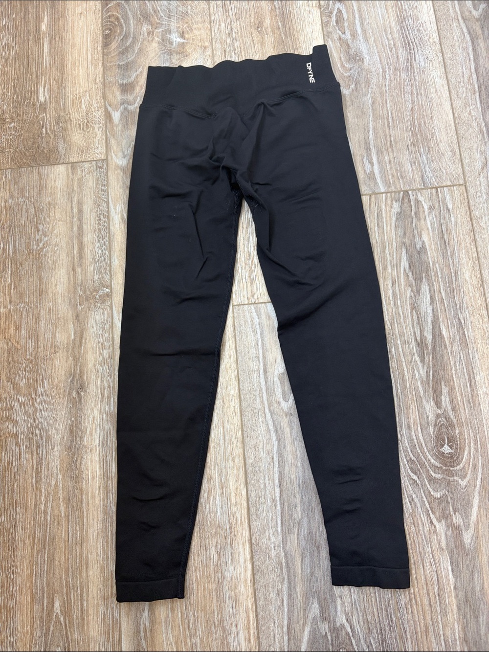 DFYNE Impact Black scrunch Leggings